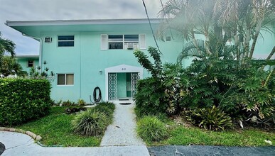 810 SE 22nd Ave in Pompano Beach, FL - Building Photo - Building Photo