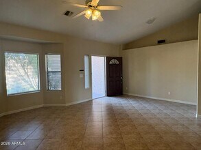 1913 E Marquette Dr in Gilbert, AZ - Building Photo - Building Photo