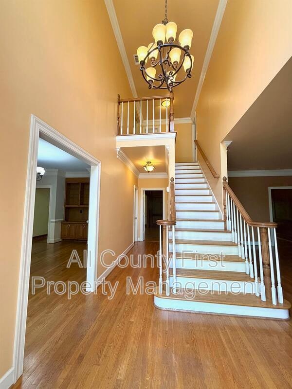 2438 Kings Arms Dr in Atlanta, GA - Building Photo - Building Photo