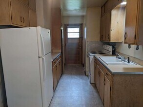 1121-1123 Tower Ct in Iowa City, IA - Building Photo - Building Photo