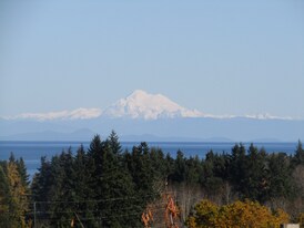 1619 E 5th St in Port Angeles, WA - Building Photo