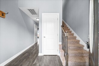 3755 Windmill Dr in Clarksville, TN - Foto de edificio - Building Photo