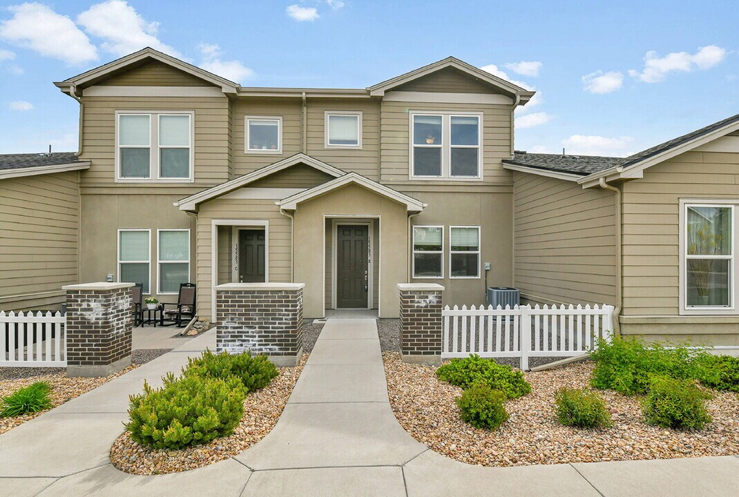 15583 W 65th Ave in Arvada, CO - Building Photo