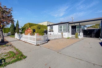 4132 Beethoven St in Los Angeles, CA - Building Photo - Building Photo