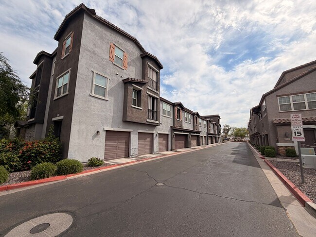 property at 2348 E Huntington Dr