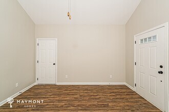 595 Kincaid Cove Ln in Odenville, AL - Building Photo - Building Photo