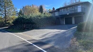 12003 Lakeshore S in Auburn, CA - Building Photo - Building Photo