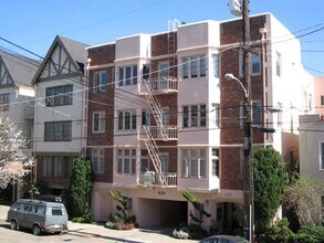 Erie St. 824 in Oakland, CA - Building Photo - Interior Photo