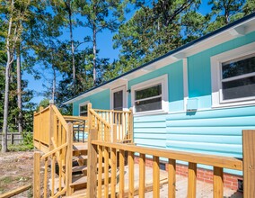5589 Wrightsville Ave in Wilmington, NC - Foto de edificio - Building Photo