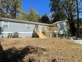 837 Forrest Cir SE in Atlanta, GA - Building Photo