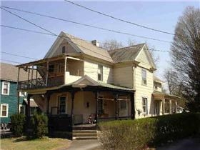 44 William St in Hudson Falls, NY - Building Photo