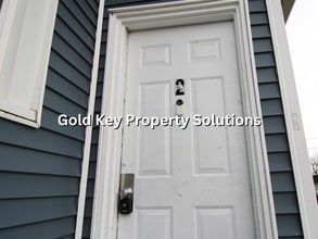 1413 Walnut St in Anderson, IN - Foto de edificio - Building Photo