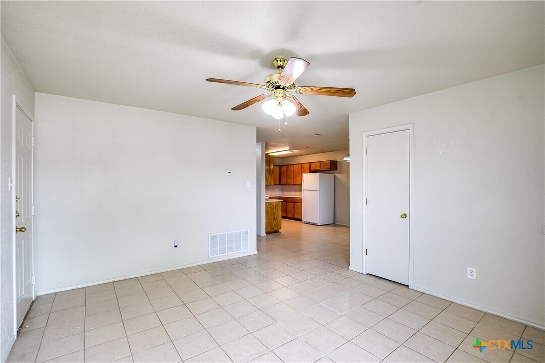 2709 Lucille Dr in Killeen, TX - Foto de edificio