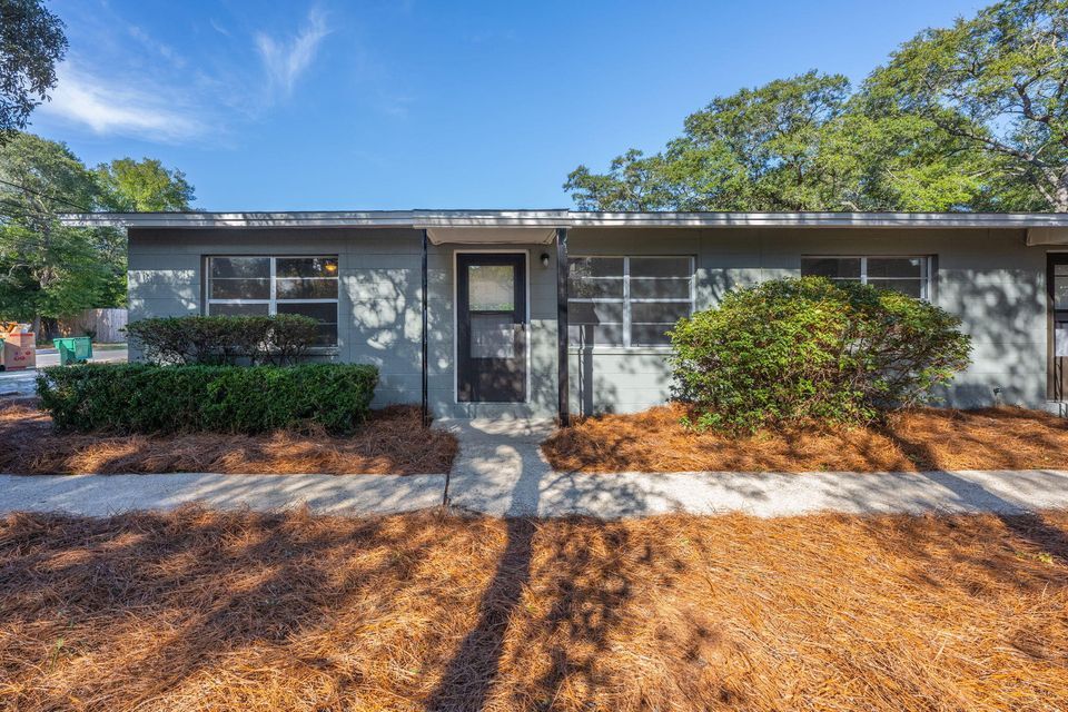 1013 Holton Ave, Unit 3 in Fort Walton Beach, FL - Building Photo