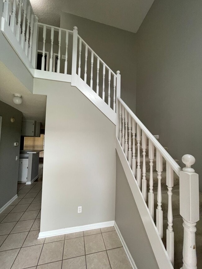 114 Woodmere Dr in Enterprise, AL - Building Photo - Building Photo