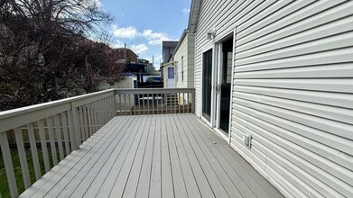 7106 Cottage Ave in North Bergen, NJ - Building Photo - Building Photo