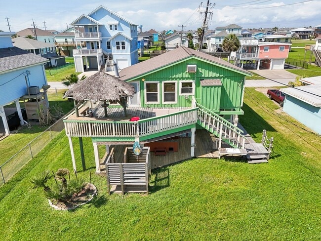 property at 4211 San Jacinto Dr