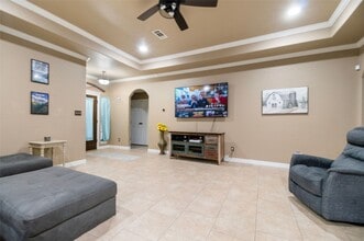 103 Silver Bay Ln in Lake Jackson, TX - Building Photo - Building Photo