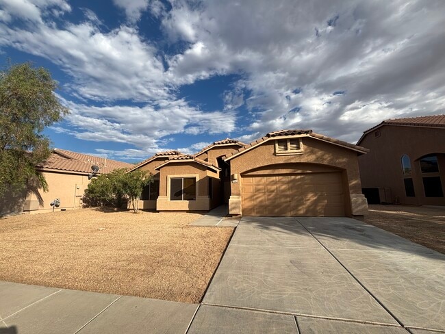 property at 5305 W Olivine Dr