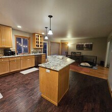 20148 12th Ave NE in Poulsbo, WA - Building Photo - Building Photo