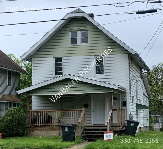 property at 1102 Brown St