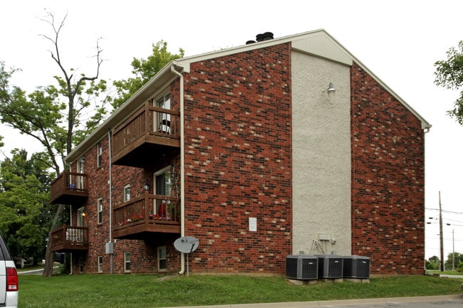 12506-12508 Old Shelbyville Rd in Louisville, KY - Foto de edificio - Building Photo