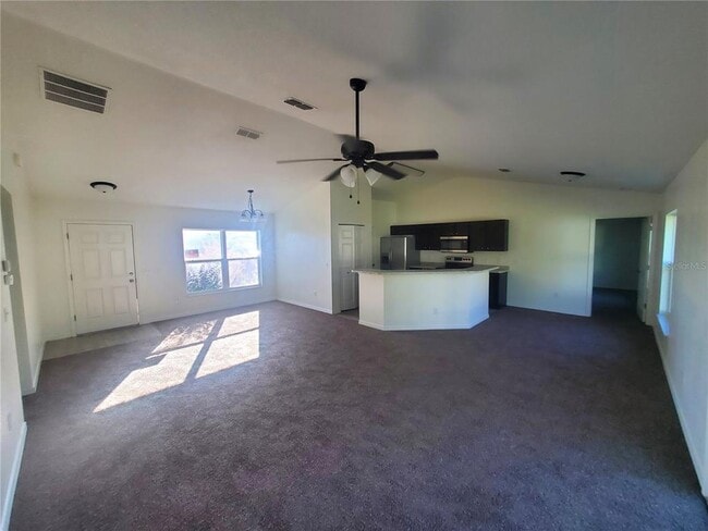 212 Locust Pass Ln in Ocala, FL - Building Photo - Building Photo