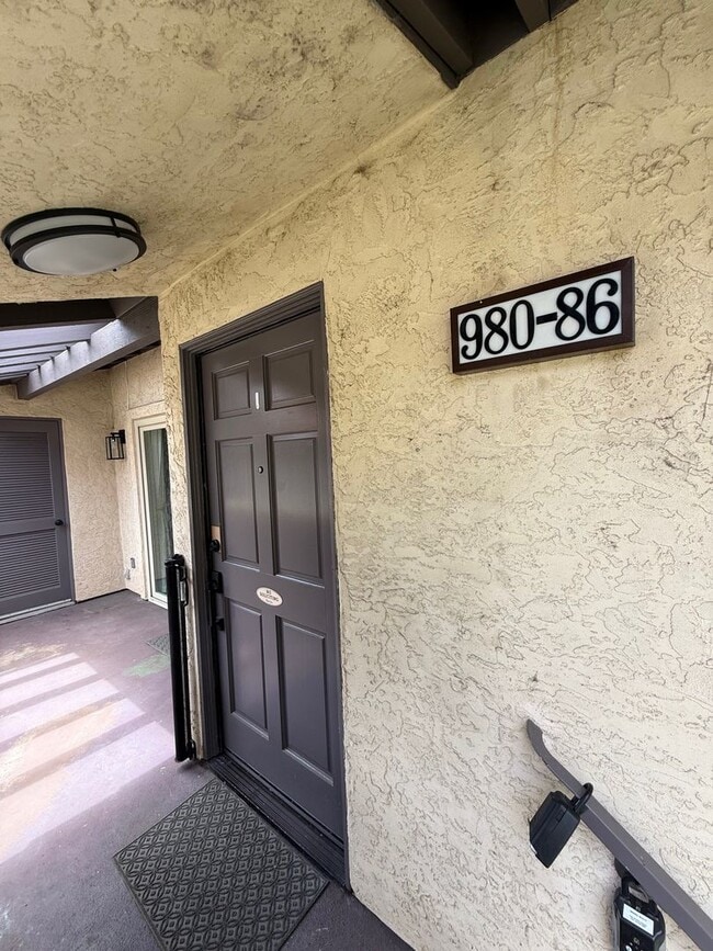 980 Lupine Hills Dr in Vista, CA - Building Photo - Building Photo