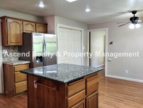 17257 SW Reem Ln in Beaverton, OR - Building Photo - Building Photo