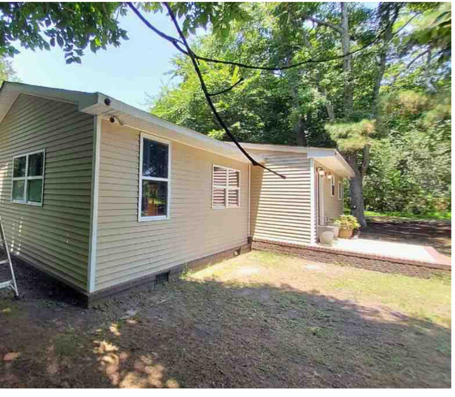 2339 Cedar Rd in Chesapeake, VA - Building Photo - Building Photo