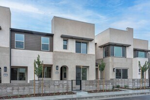 3260 S Agate Paseo in Ontario, CA - Building Photo