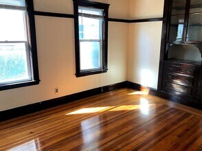 28 Litchfield St, Unit 1 in Boston, MA - Building Photo - Building Photo