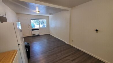 25026 CA-108 in Mi Wuk Village, CA - Building Photo - Building Photo