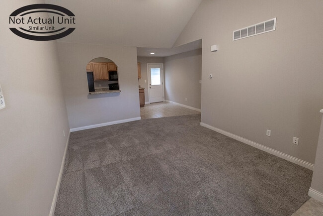 7392 Arratt Ct in Columbia, MO - Building Photo - Building Photo