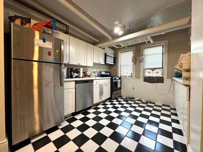 2523-29 Webster in Milwaukee, WI - Building Photo - Building Photo