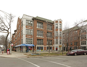 7001-7013 N Sheridan Rd in Chicago, IL - Building Photo - Building Photo