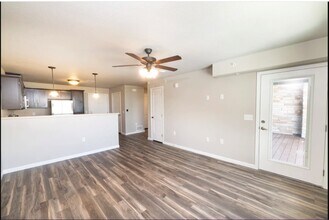 5815 S Zang St in Littleton, CO - Building Photo - Building Photo