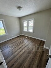 915 Pleasant St in Dubuque, IA - Building Photo - Building Photo