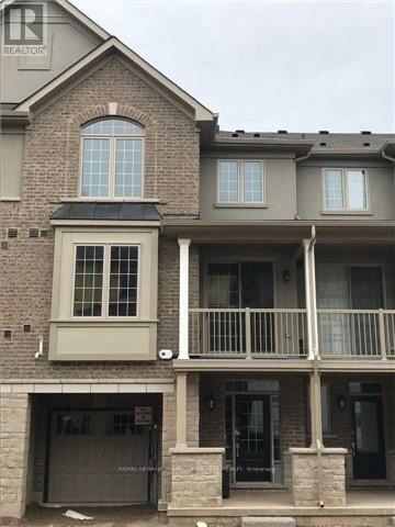 380 Cranbrook Common in Oakville, ON - Building Photo