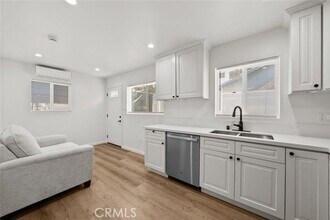 1314 Pico St in San Fernando, CA - Building Photo - Building Photo