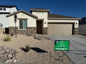 5008 Sand Strm Rd in Las Cruces, NM - Building Photo