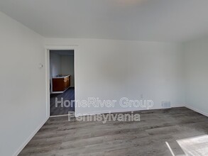 513 Spear Way in Oakmont, PA - Building Photo - Building Photo