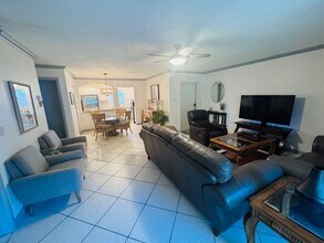 207 Tropic Isle Dr in Delray Beach, FL - Building Photo - Building Photo