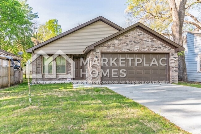 property at 1519 W 15th St