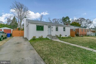 4715 Boiling Brook Pkwy in Rockville, MD - Building Photo