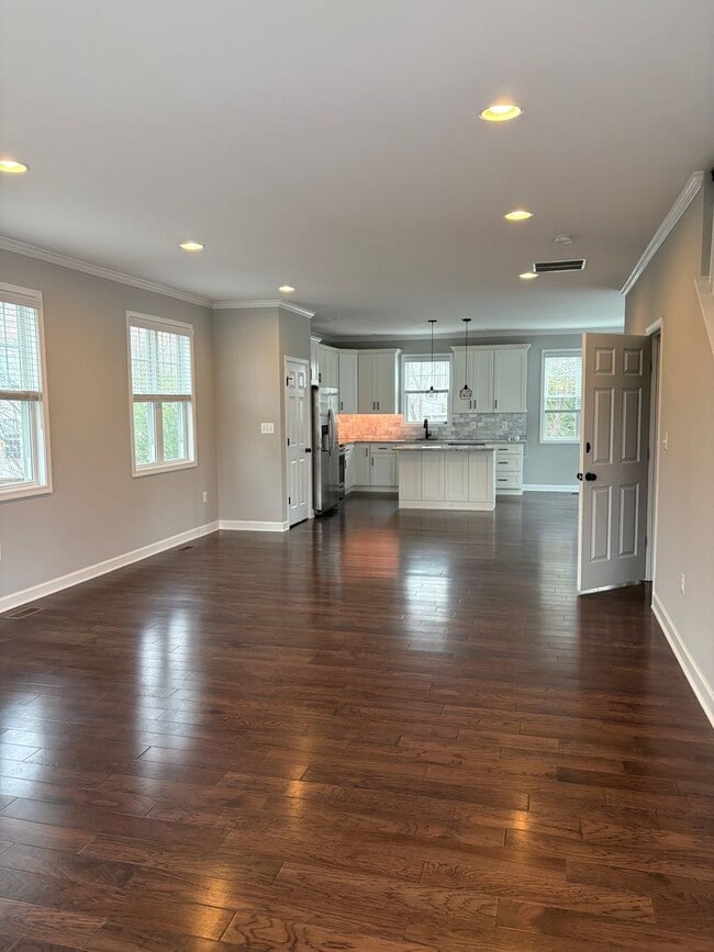 6445 First St in Alexandria, VA - Building Photo - Building Photo