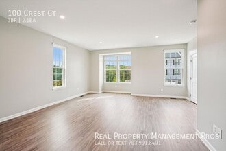 100 Crest Ct in Stafford, VA - Building Photo - Building Photo