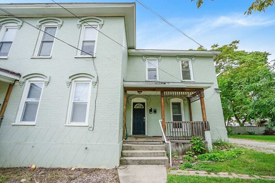 151 Straight Ave SW in Grand Rapids, MI - Building Photo
