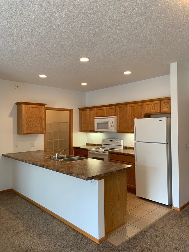3632 Calvert Rd, Unit 201 in La crosse, WI - Foto de edificio - Building Photo