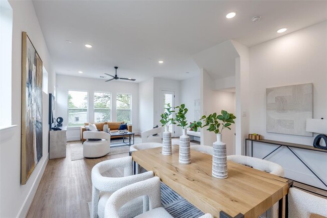 3417 Yellowstone Blvd in Houston, TX - Building Photo - Building Photo